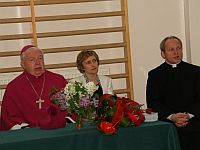 Od ks. Bp Kazimierz Grny,dyr.Boena Bernasiewicz i ks. Wiesaw z Rzeszowa 