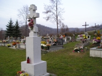 Nowy cmentarz w Ropicy Grnej.